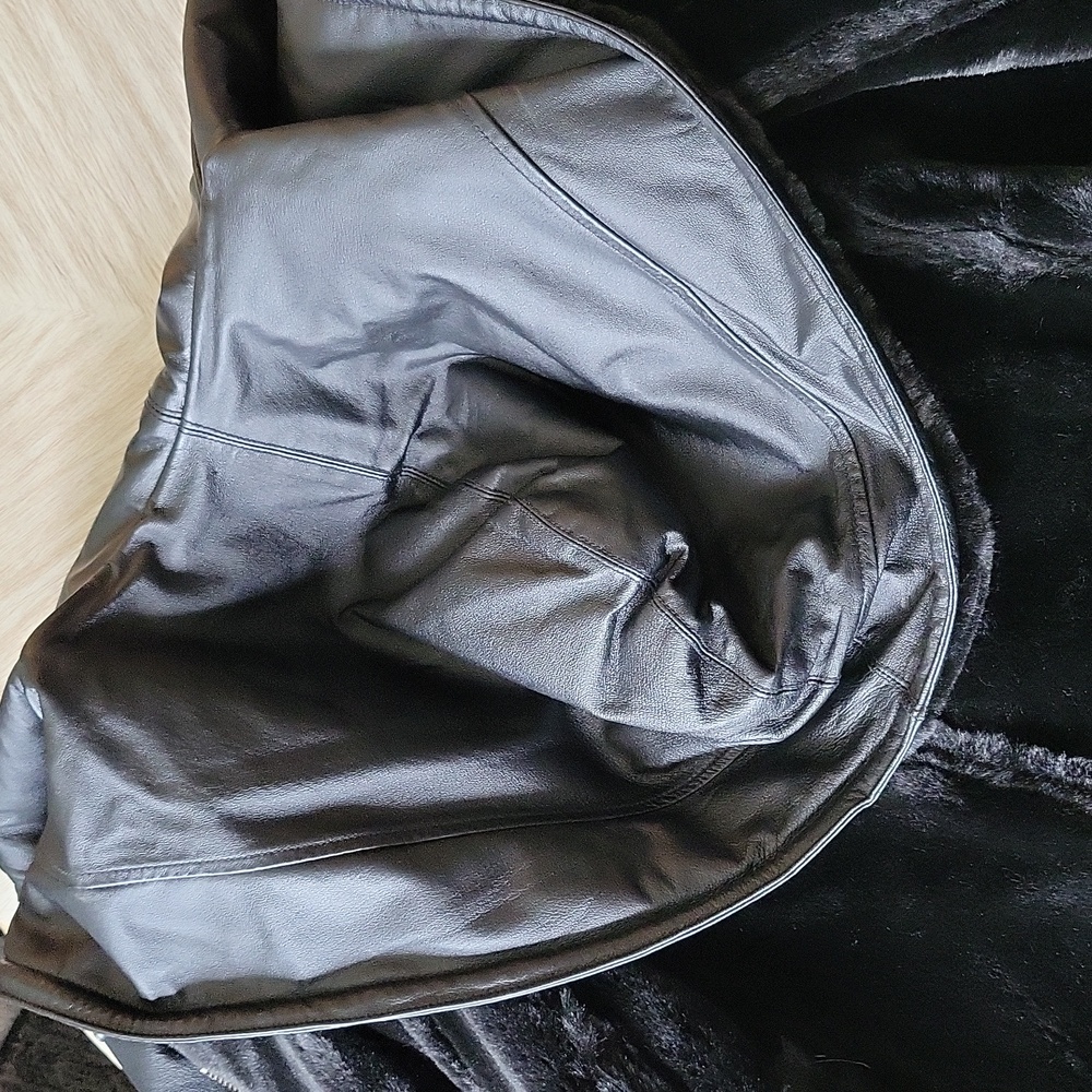 Wilson's women's leather jacket - Picture 8 of 11